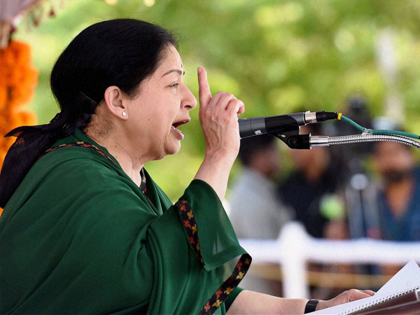 போட்டியின்றி தேர்வு