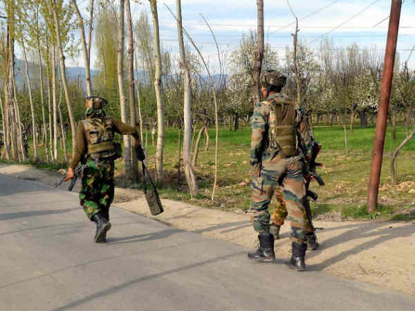 Army jawan killed in gunfight with Kashmir militants Army jawan killed in gunfight with Kashmir militants