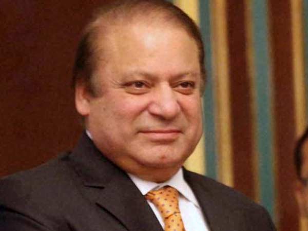 Pakistan army chief meets Nawaz Sharif, talk swirls of govt’s exit Pakistan army chief meets Nawaz Sharif, talk swirls of govt’s exit