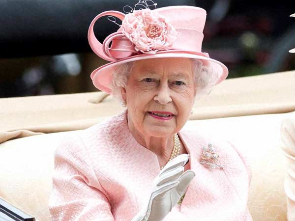 I'm not going to intervene in referendum, says the Queen I'm not going to intervene in referendum, says the Queen