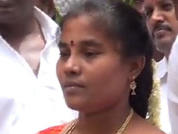 வெளியேறிய வெள்ளையம்மாள்