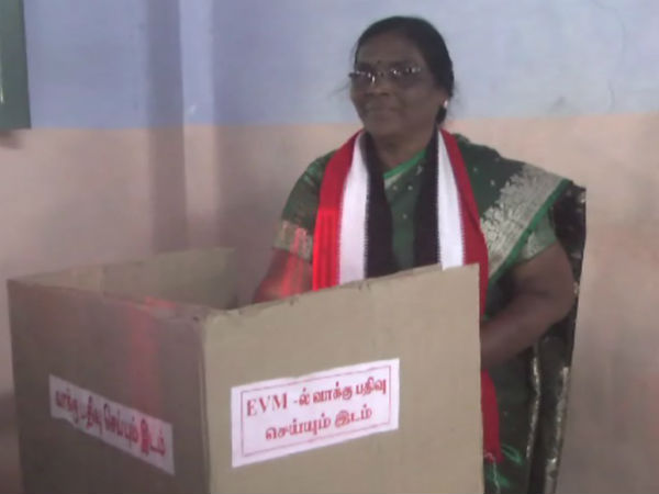வாக்குப்பதிவு