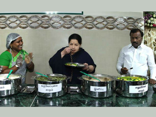Jayalalithaa inaugurates 4 more ‘Amma’ canteens in Chennai Jayalalithaa inaugurates 4 more ‘Amma’ canteens in Chennai