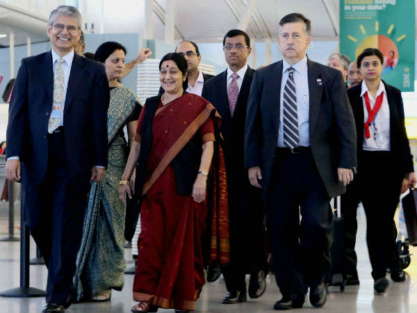 Sushma Swaraj begins US visit, meets counterparts from 7 nations Sushma Swaraj begins US visit, meets counterparts from 7 nations
