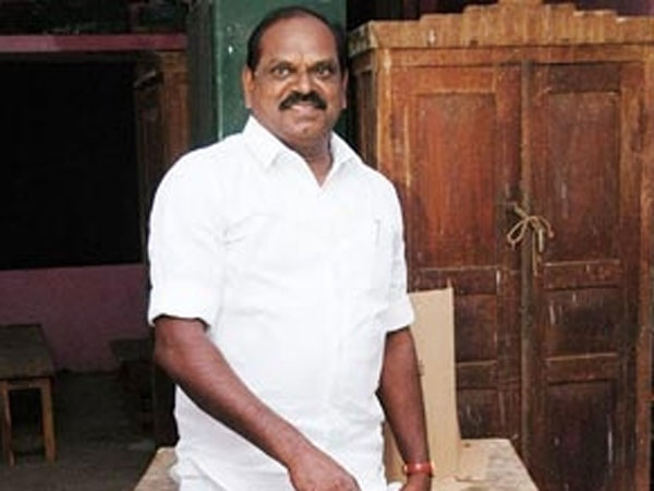விசும்பிய வைத்தியலிங்கம்