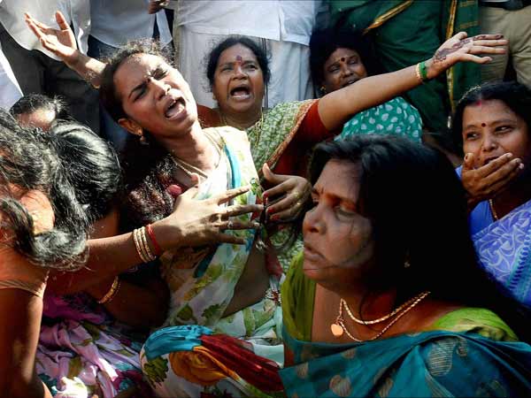 மொட்டையடித்து ஒப்பாரி