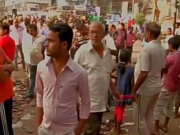 Dussehra celebrations: At least 32 killed in Patna stampede Dussehra celebrations: At least 32 killed in Patna stampede