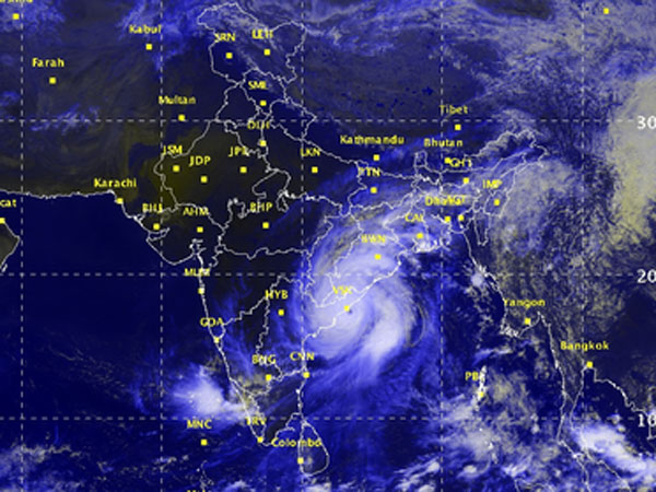 Cyclone Hudhud: Navy at Highest Alert, War-Rooms Manned Cyclone Hudhud: Navy at Highest Alert, War-Rooms Manned