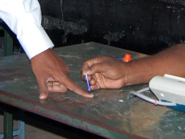 Praveen Kumar clarifies on Srirangam bye election Praveen Kumar clarifies on Srirangam bye election