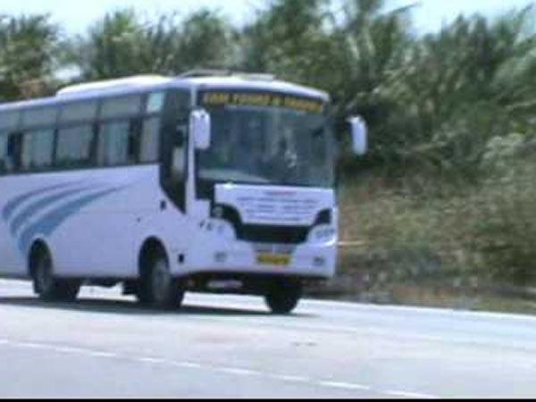 22 ஆம்னி பஸ்கள் சிக்கின