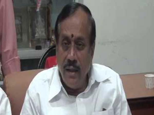 பொறுப்பாக செயல்பட வேண்டும் காங்கிரஸ்