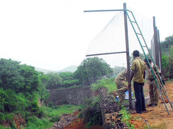2வது நாளாக தேடுதல் வேட்டை