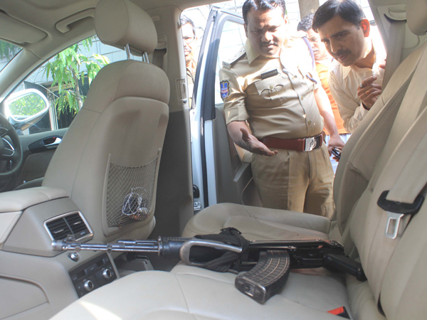 Firing at posh locality in Hyderabad, pharma company chief targeted Firing at posh locality in Hyderabad, pharma company chief targeted