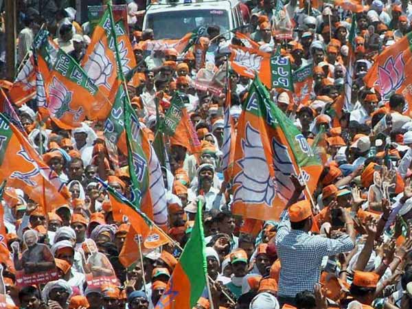 No party may get majority in J&K, BJP to emerge on top in J'khand: surveys No party may get majority in J&K, BJP to emerge on top in J'khand: surveys