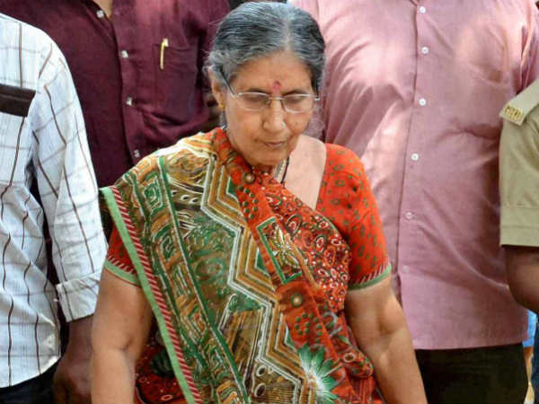 Narendra Modi's 'wife' Jashodaben says she wants to live with him Narendra Modi's 'wife' Jashodaben says she wants to live with him