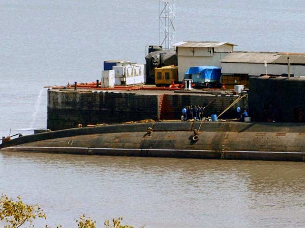 Seven found culpable in Sindhuratna accident: Parrikar Seven found culpable in Sindhuratna accident: Parrikar