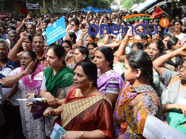 1.5 lakh bank employees to strike work in southern states on Tuesday 1.5 lakh bank employees to strike work in southern states on Tuesday