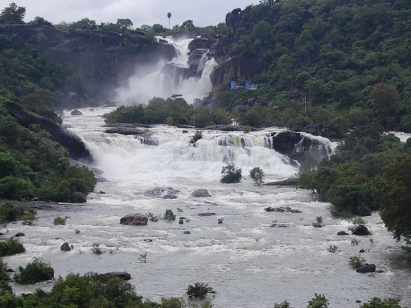 சேர்வலாறு அணை