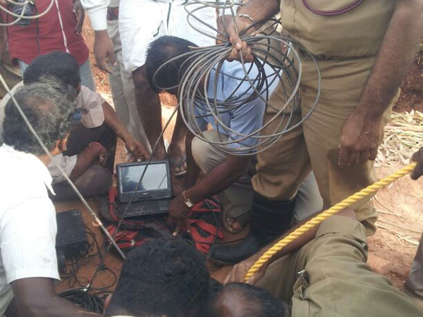 14-month-old boy falls in borewell, rescue efforts on 14-month-old boy falls in borewell, rescue efforts on
