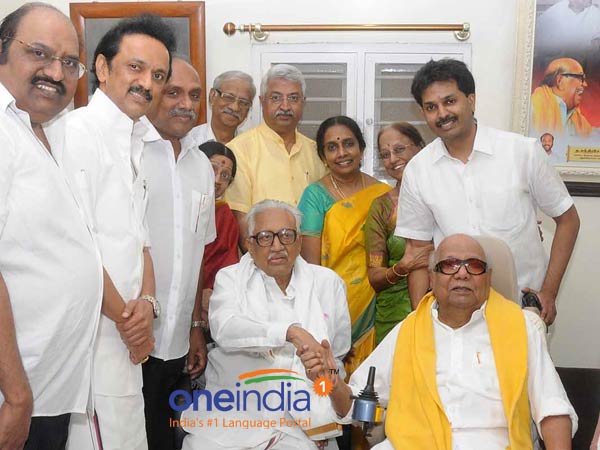Karunanidhi pays rich tribute to Anbalagan on his 93rd birth day Karunanidhi pays rich tribute to Anbalagan on his 93rd birth day