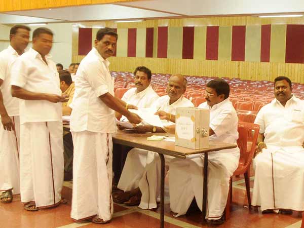 இன்று தேர்தல்