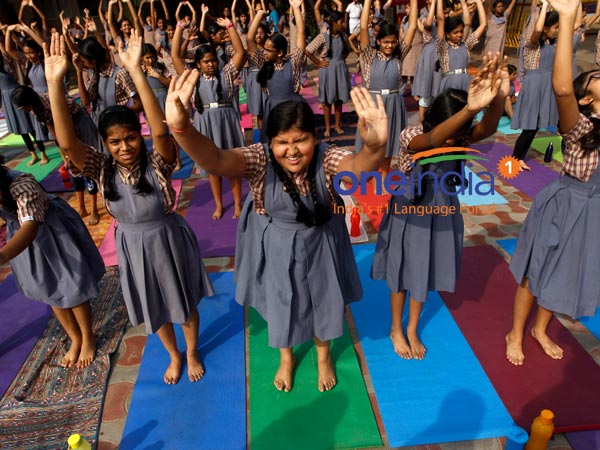 INDIAS's biggest YOGATHON Challenge INDIAS's biggest YOGATHON Challenge