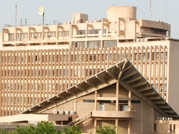 IIT Delhi director RK Shevgaonkar quits over demand for Subramanian Swamy's dues IIT Delhi director RK Shevgaonkar quits over demand for Subramanian Swamy's dues