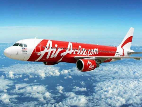 Crashed AirAsia jet's black box pings detected: official Crashed AirAsia jet's black box pings detected: official