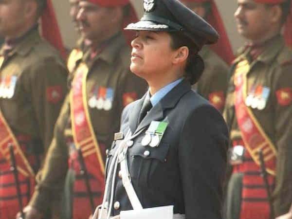 Wing Commander Puja Thakur leads Modi’s woman power in Guard of Honour to US Prez Wing Commander Puja Thakur leads Modi’s woman power in Guard of Honour to US Prez