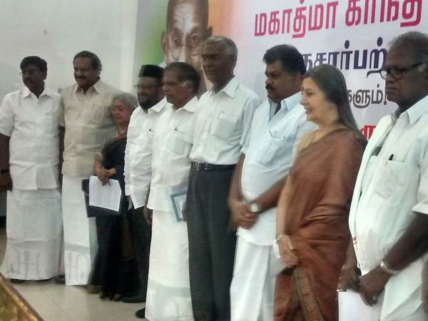தூண்டி விடுவார் அமீத் ஷா