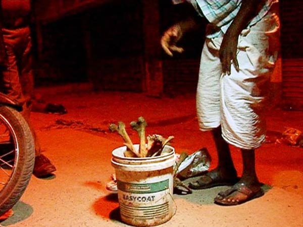 Human skulls and bones on sales in Villupuram Human skulls and bones on sales in Villupuram