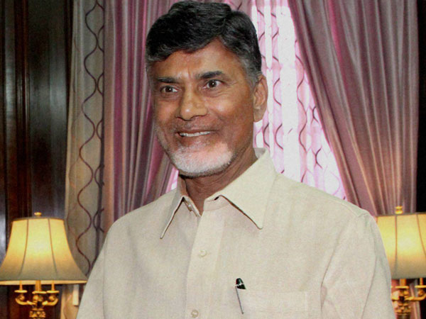 Andhra Pradesh CM visits Telangana for first time since state formation Andhra Pradesh CM visits Telangana for first time since state formation