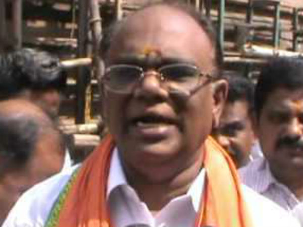 BJP candidate slams Vijayakanth for his defeat in Srirangam BJP candidate slams Vijayakanth for his defeat in Srirangam