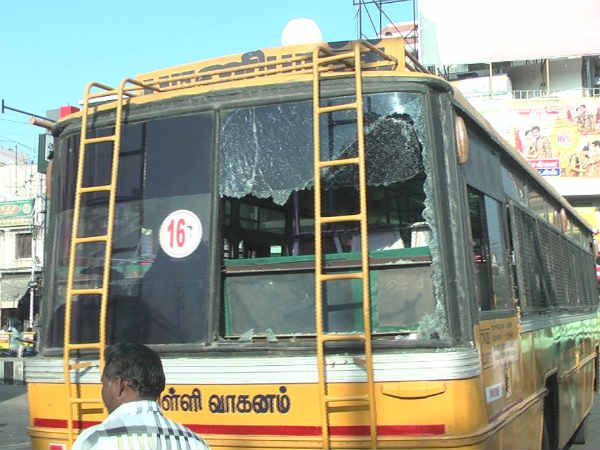 School children escape unhurt in fire accident School children escape unhurt in fire accident