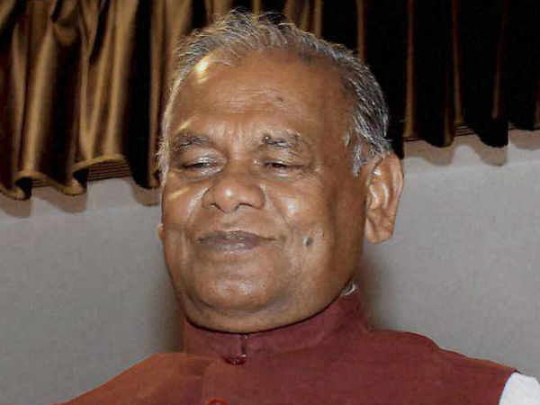 Jitan Ram Manjhi’s grandson thrashed by liquor traders Jitan Ram Manjhi’s grandson thrashed by liquor traders