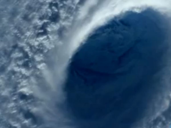 Astronauts capture stunning photos of Pacific typhoon Astronauts capture stunning photos of Pacific typhoon