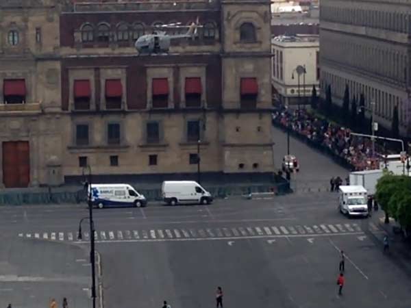 James Bond ‘Spectre’ filming costing Mexico City businesses millions due to closed roads, malls: report James Bond ‘Spectre’ filming costing Mexico City businesses millions due to closed roads, malls: report