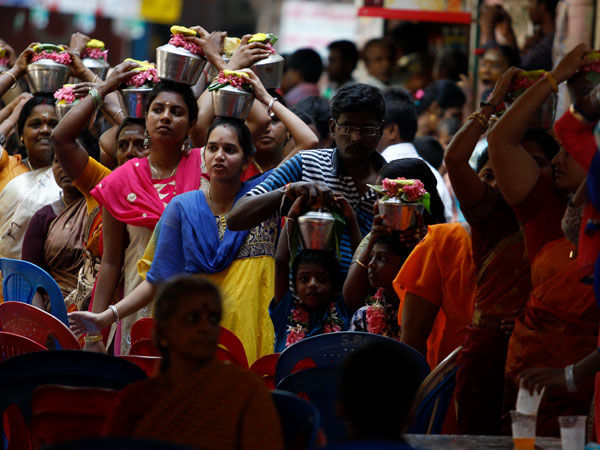 முருகனுக்கு பால்குடம்
