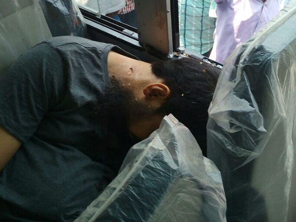 Telangana: Five alleged SIMI activists shot dead after escape bid Telangana: Five alleged SIMI activists shot dead after escape bid