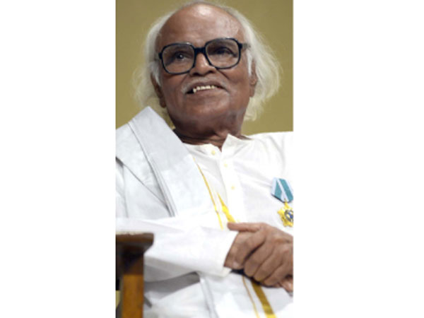 விருதுக்கு பெருமை