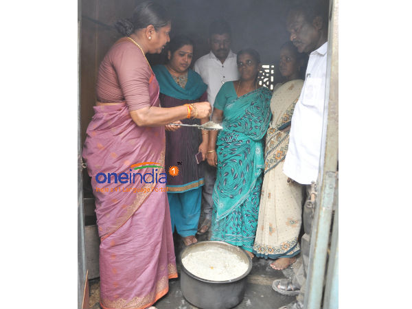 Minister Valaramathi inspects Anganvadi centres Minister Valaramathi inspects Anganvadi centres