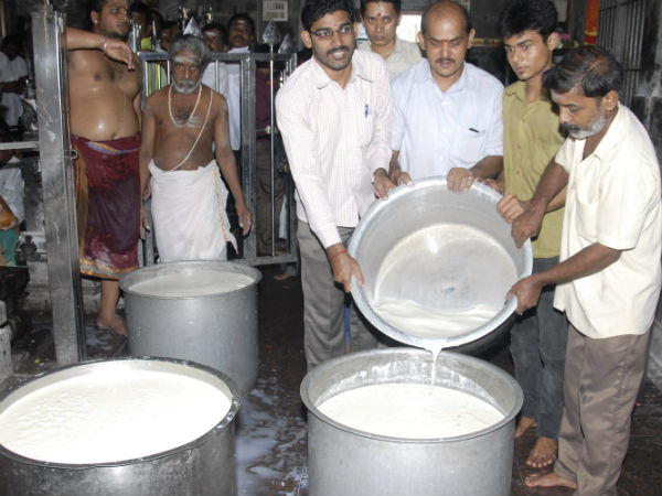 பாலாபிஷேகம்...