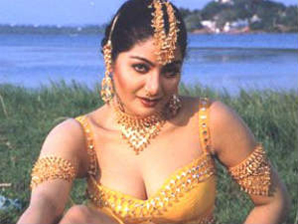 சிக்கலுக்குக் காரணம் ஜெய்சங்கர்