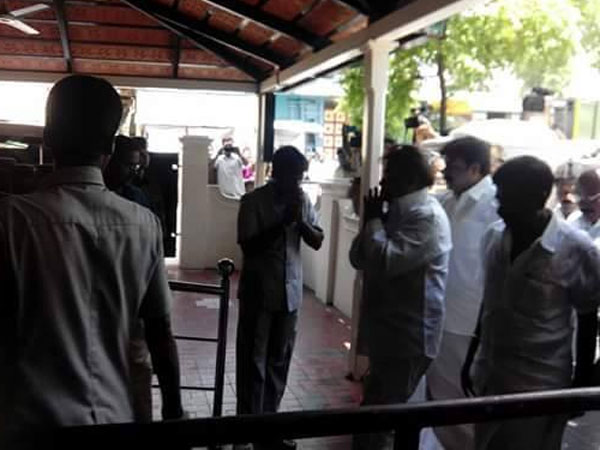 அதற்குள் அந்தர் பல்டி