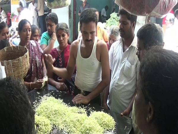 தொடர் மழையால் வரத்து குறைவு