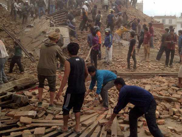 USGS says strong aftershocks possible in Nepal in next 7 days USGS says strong aftershocks possible in Nepal in next 7 days