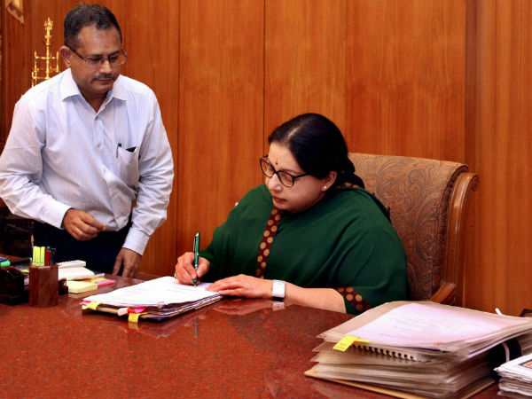 Jaya announces Rs 5 lakh solatium to family of fisherman shot dead in Saudi Arabia Jaya announces Rs 5 lakh solatium to family of fisherman shot dead in Saudi Arabia