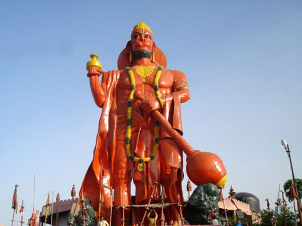 Lord Hanuman Gets Eviction Notice in Madhya Pradesh! Lord Hanuman Gets Eviction Notice in Madhya Pradesh!
