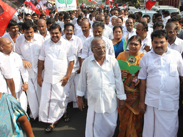 தீவிர ஓட்டு வேட்டை