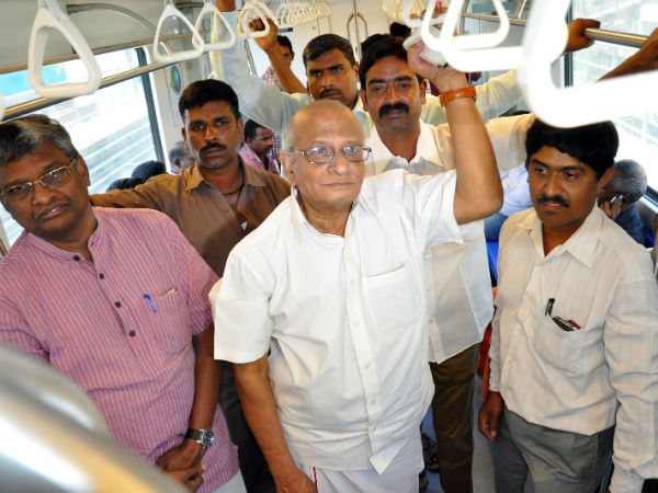CPI(M) protest against Chennai Metro train fare CPI(M) protest against Chennai Metro train fare